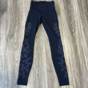 Lululemon Floral size 2 leggings